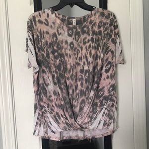 Women’s shirt